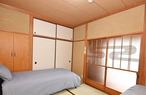 Beppu House | Noguchi Motomachi In front of Beppu Station 4 minutes on foot from Beppu Station Maximum 10 people R / Beppu Ōita