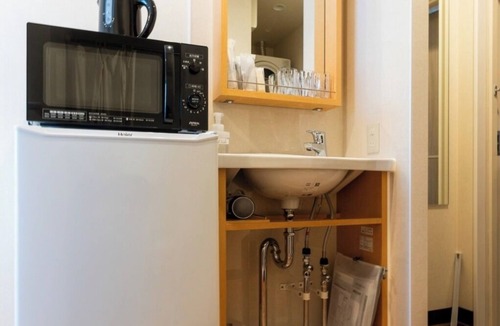 Kumoji Hotel | Nonsmoking 2nd or 3rd floor no room assignment Simple plan No meals included/Naha Okinawa