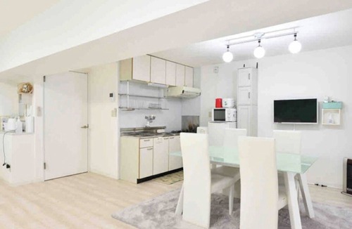 Toyohira Apartment | Nonsmoking Approximately 6 minutes walk from the station easy access to central Sapporo/Sapporo Hokkaidō