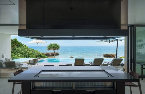 Miyakojima Hotel | Nonsmoking Rental of a whole house Okinawa Ir - Terrace building for rent/Miyakojima Okinawa