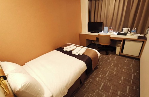 Minamisenba Hotel | Nonsmoking Semidouble Breakfast included vs/Osaka Ōsaka