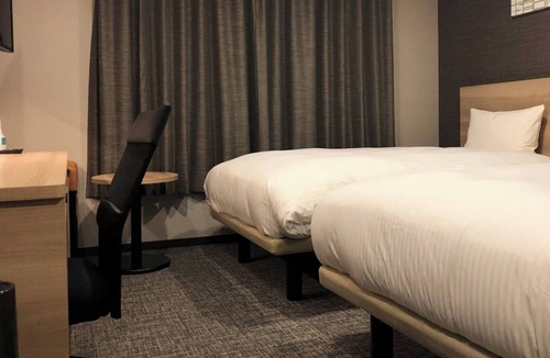 Nakanoshima Hotel | Nonsmoking Twin room breakfast included Smile/Osaka Ōsaka