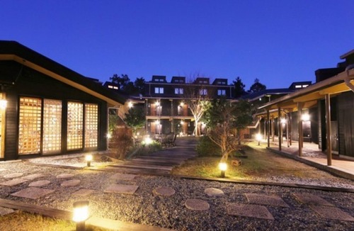 Hata-gun Hotel | Nonsmoking Twin room 1st floor Triple room available Breakfast included /Shimanto Kōchi