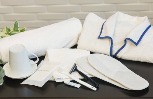 Kita Ward Hotel | NonsmokingDouble corner room 5 minutes walk /Okayama Okayama