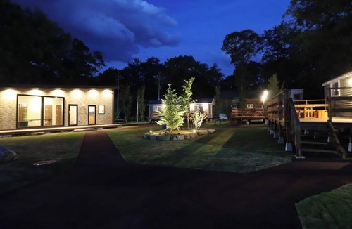 Hokujo RV Rental | Nostalgia Rent a trailer house Stay overnight /Kitaazumi-gun Nagano