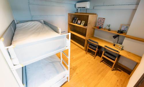 Komoro Hostel | NOVELS Hostel and cafe bar and Books