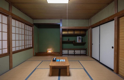 Iiyama Bed & Breakfast | Nozawa Onsen15M JapowPension粉雪館