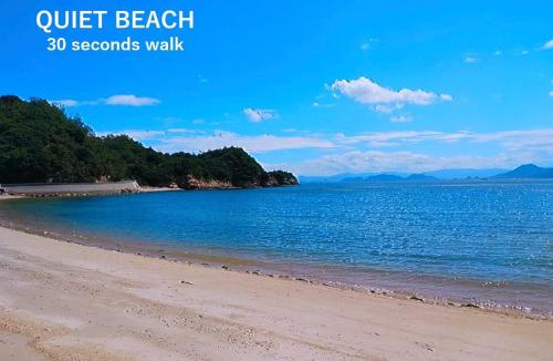 Miyanoura Apartment | O K n a o s h i m a p r i v e
