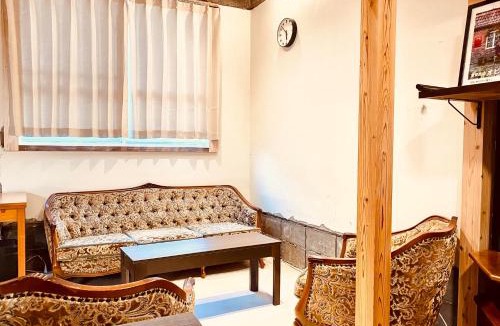 Chuo Ward Apartment | Obi House C2