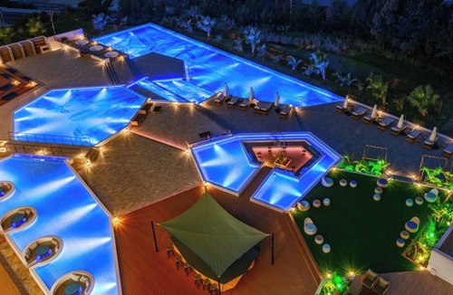 Fuchaku Hotel | Ocean Terrace Deluxe 12 people | Standard Room/Kunigami District Okinawa