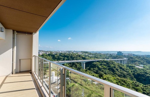 Kitanakagusuku Hotel | Ocean View& Bath room with 70m2 and more at 12F モンドミオ沖縄