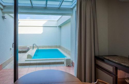 Naha City Centre Hotel | Okinawa EXES Naha