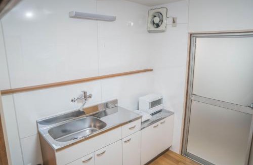 Fujuoka Cho Apartment | Olive House