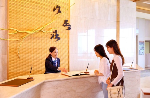 Senamionsen Hotel | Ooedo Onsen Monogatari Premium Shiomiso