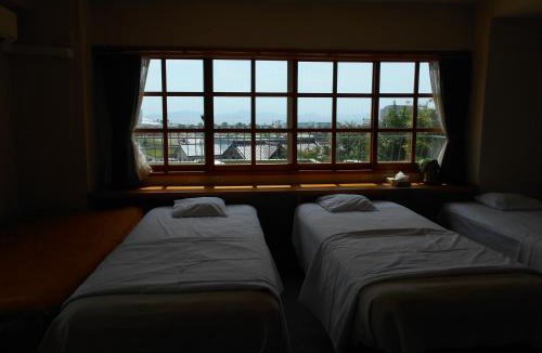 Gamagori Bed & Breakfast | Orange Pension