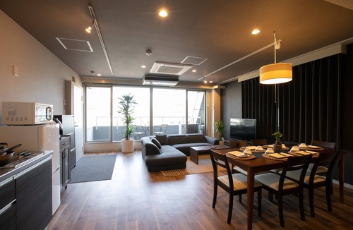 Kita Condo | Osaka's largest 100m2 private room # 601