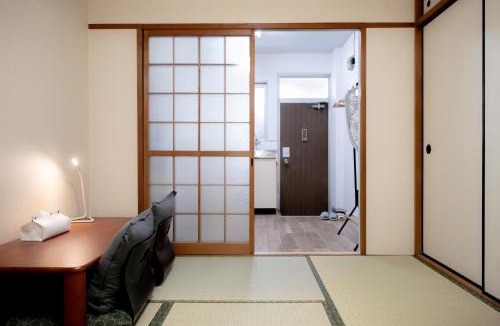 Higashiyodogawa Apartment | Osaka U-Shuku