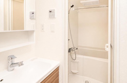Nishi Apartment | Osaka Urban Residence Awaza