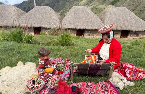 Ollantaytambo Hostel | Patacancha indigenous lodge Perú