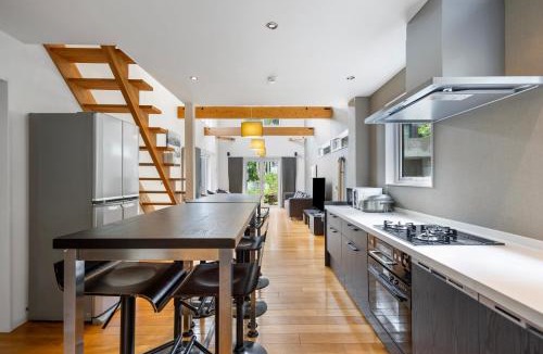 Hirafu House | Peak