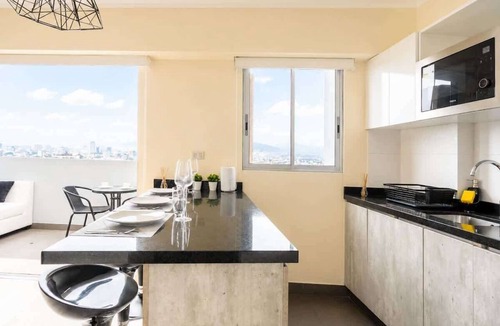 Barranco Apartment | Penthouse Duplex City Views Pool, Gym King Bed