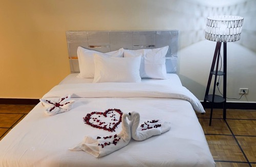 Abdin Condo | Perfect 3-bedroom condo with AC in vibrant Cairo Governorate