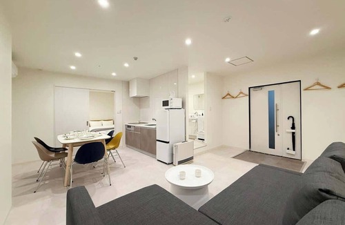 Hiroshima City Centre Apartment | Perfect Group Stay: Central 2BR Apartment