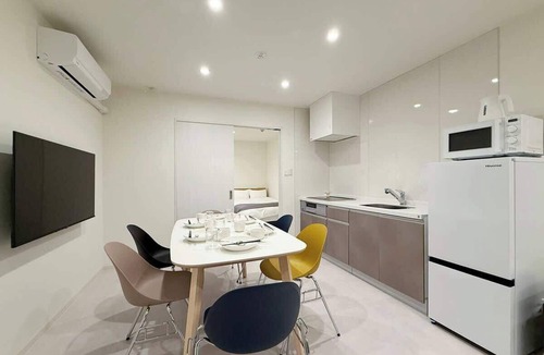 Hiroshima City Centre Apartment | Perfect Group Stay: Central 2BR Apartment