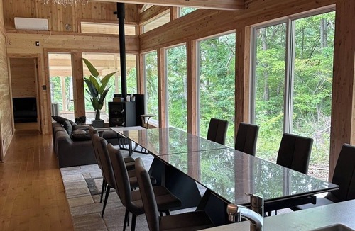 Oiwake House | Polar House Karuizawa Swan/Finnish log house adjacent to national forest