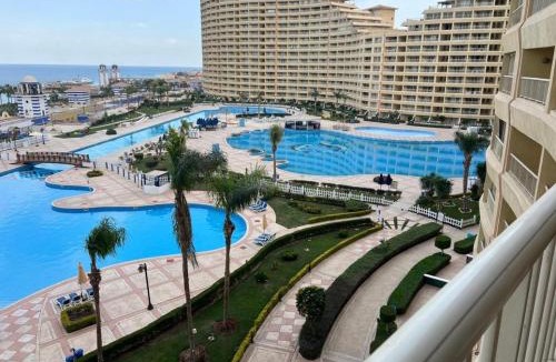 Ras Sudar Resort | Porto Sokhna Pyramids Families only