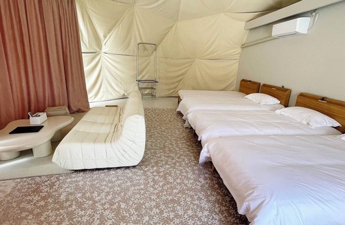 Kujukuri Hotel | Poseidon Glamping
