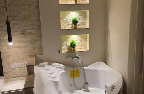 Kafrat al Jabal Hotel | Premium Pyramids Palace INN