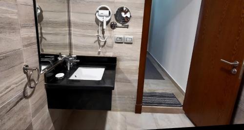 Marina El Alamein Apartment | Premium Three Bedrooms Apartment Lagoon View