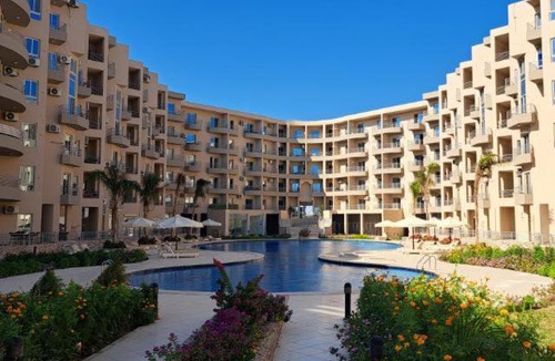 Al Mamsha El Seyahi Apartment | princess resort ,arch angilos Hurghada