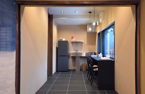 Miyakojima House | Private 80-Year-Old Authentic Japanese Home | Walking Distance to Osaka Castle | 2 Stops to Sta