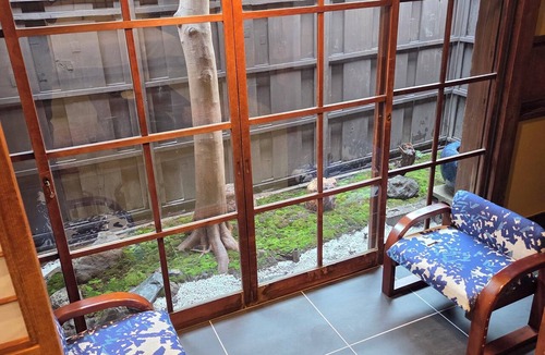Miyakojima House | Private 80-Year-Old Authentic Japanese Home | Walking Distance to Osaka Castle | 2 Stops to Sta