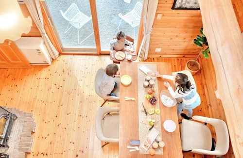Sano Cottage | Private log house in Sano City with wood stove hammock board games and projector screen/Sano Tochigi
