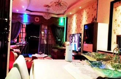 Al-Muntazah House | Private Room In Apartment with Sea & Hilton View