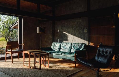 Iijima Villa | Private Traditional Japanese House with Alps View 一棟貸し古民家宿 nagare
