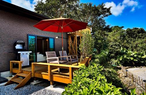 Motobu Villa | Private Villa Churaya Yaedake Bettei with 500sqm garden