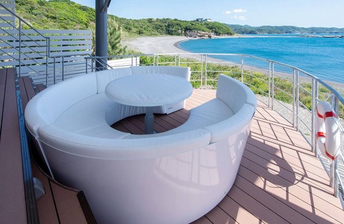 Shirahama Cottage | Private Villa Kai -KUMANO- Have the sky and the sea all to yourself. That's the only luxury.