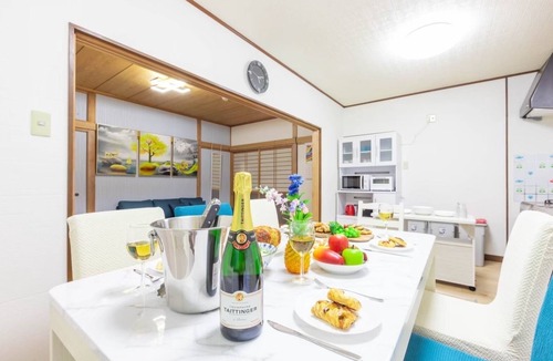 Shirahama House | Private villa with natural hot spring water perfe /Nishimurogun Wakayama