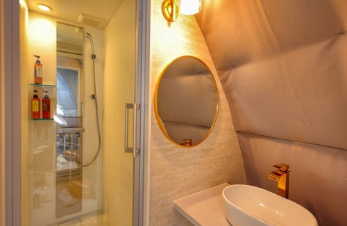 Fujikawaguchiko Cabin | Privately reserved Executive Suite Modern Luxury/Minamitsuru-gun Yamanashi