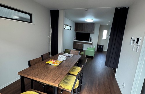 Nishinari House | PS+/XGP ready, welcome gamer’s grub & 3BR Comfort