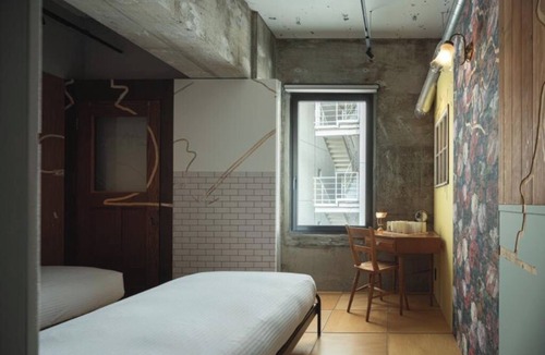 Nihonbashikabutocho Hotel | Puzzle Parre 1-bedroom @ Tokyo Street Art Hotel