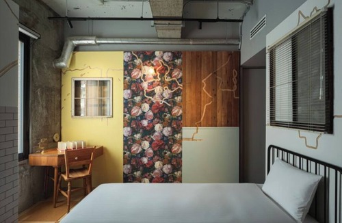 Nihonbashikabutocho Hotel | Puzzle Parre 1-bedroom @ Tokyo Street Art Hotel