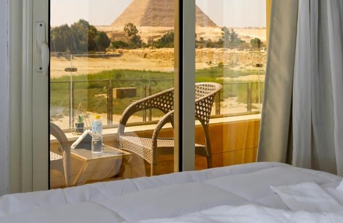 Kafrat al Jabal Hotel | Pyramids Land Palace