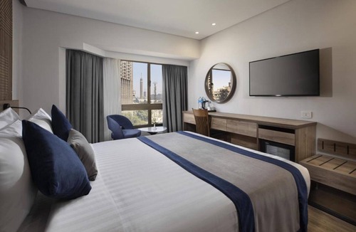Al Duqqi Hotel | Pyramisa Hotel Cairo