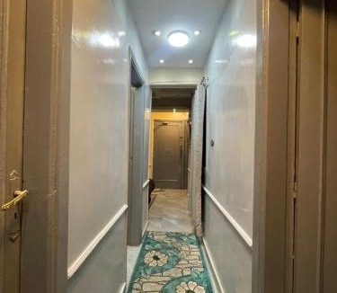 Al Manial House | Quiet Private Room with Kitchen Access , Perfect for Travelers