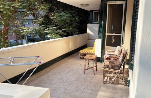 Qasr an-Nil Apartment | Quiet Spacious Room. Garden City, 2 Min to Nile